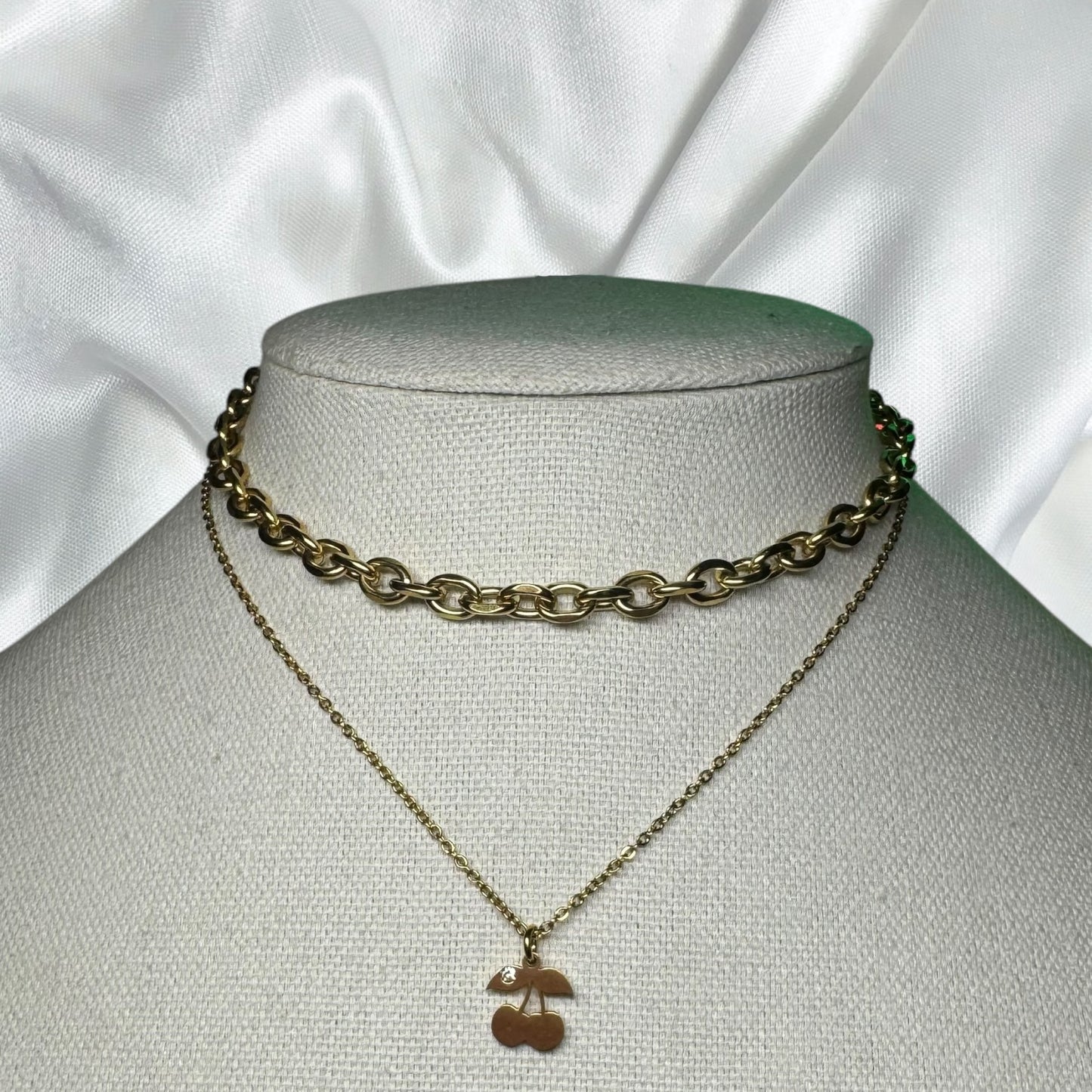 Little Cherry Chain