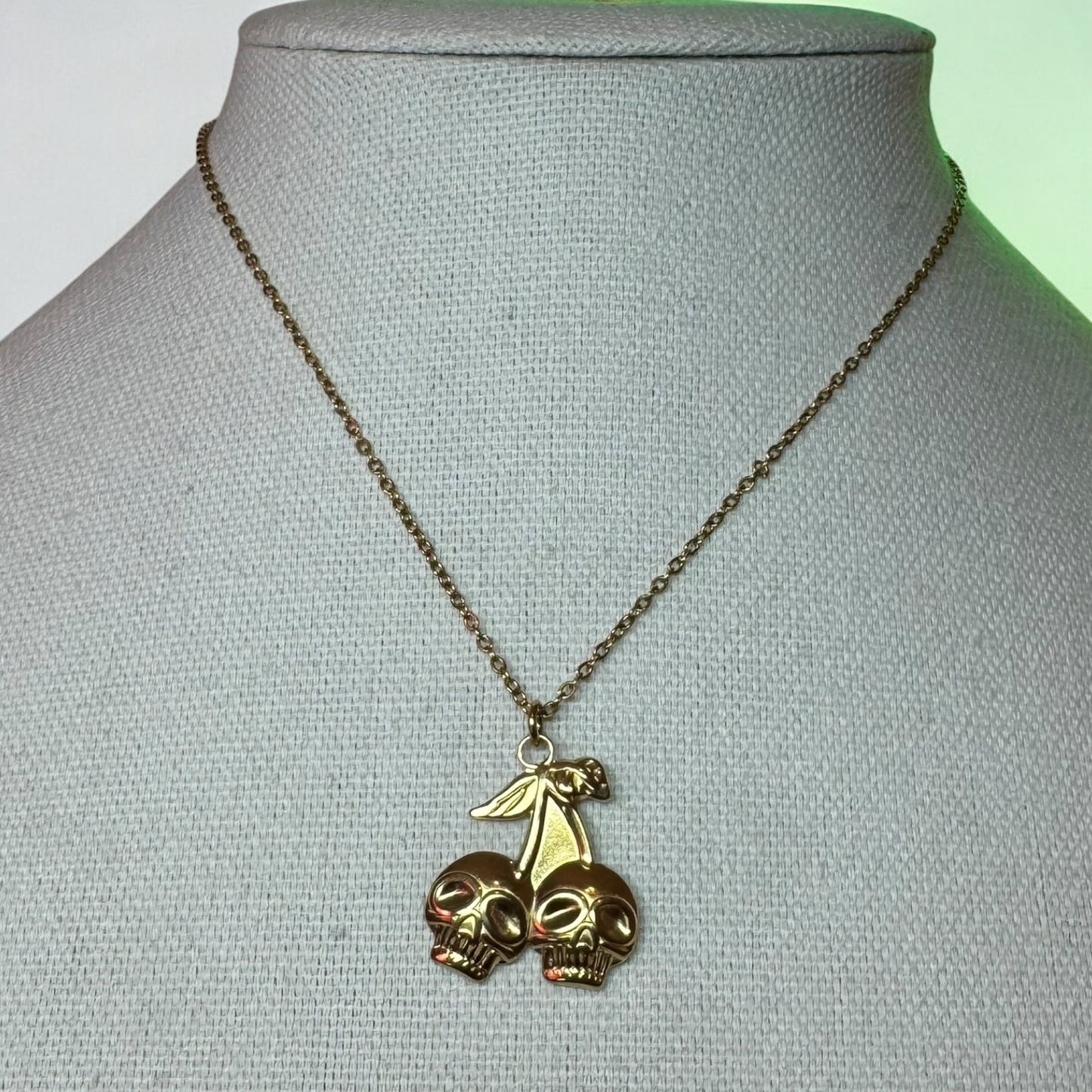 Dark Cherry Chain