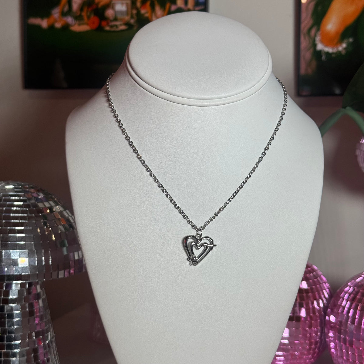 Glimmer Heart Chain