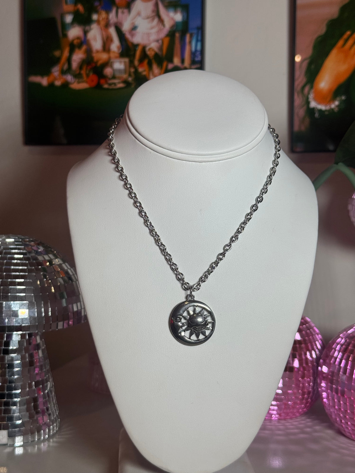 Lunar Sol Chain