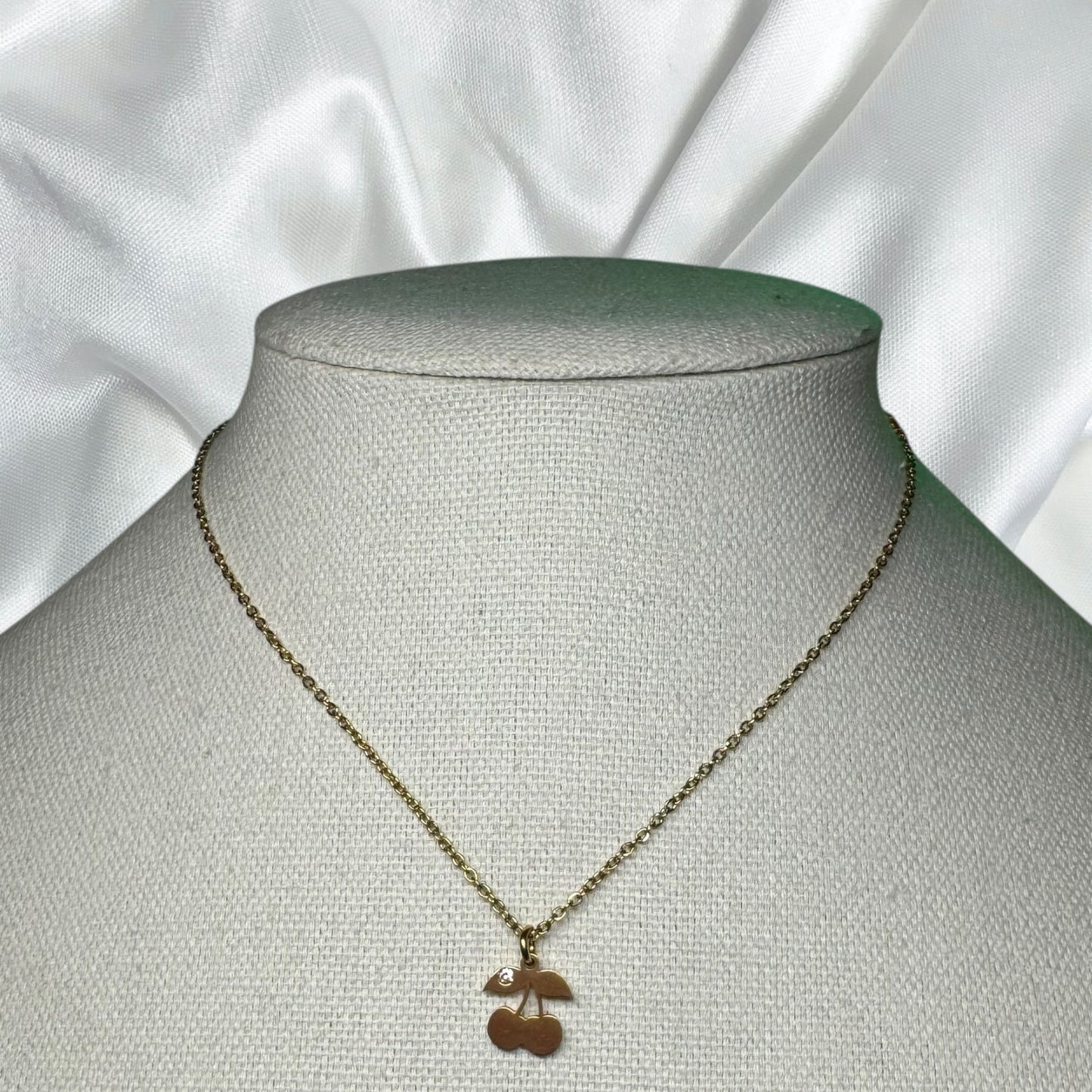 Little Cherry Chain